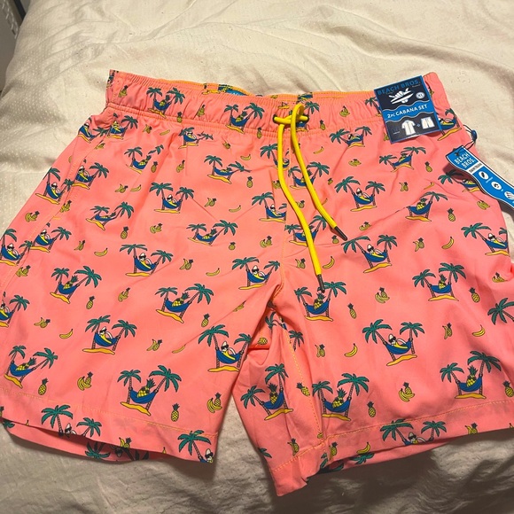 Men’s swim shorts never worn size xl - Picture 1 of 2